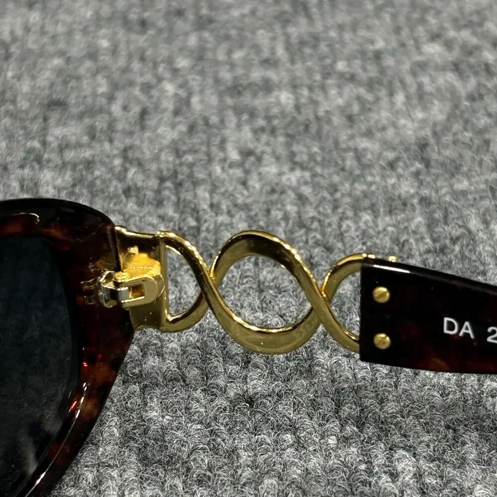 Rocco Originals Sunglasses Womens Brown Tortoise Oval Gray Lens DA 28254